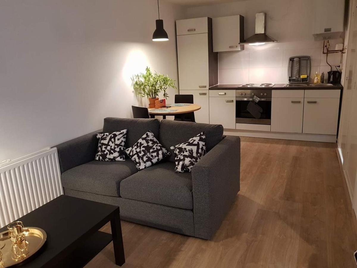 Recharge Hostel Rotterdam Ngoại thất bức ảnh