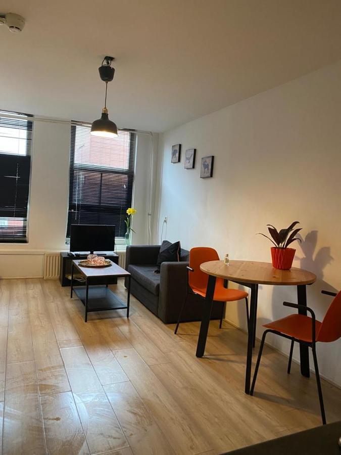 Recharge Hostel Rotterdam Ngoại thất bức ảnh