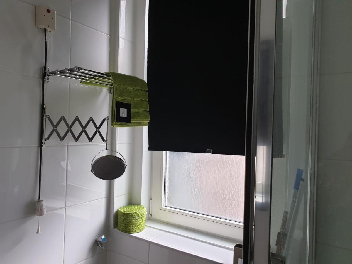Recharge Hostel Rotterdam Ngoại thất bức ảnh