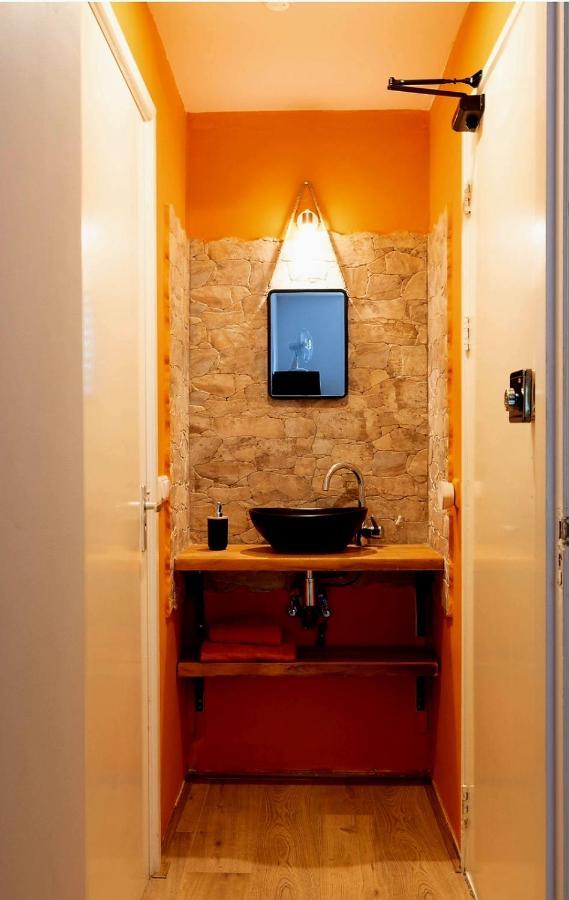 Recharge Hostel Rotterdam Ngoại thất bức ảnh