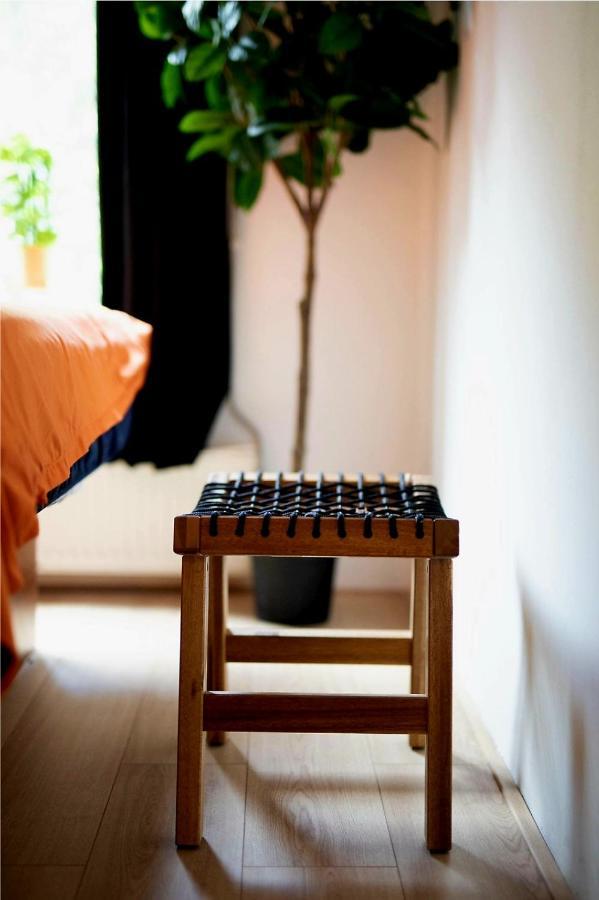 Recharge Hostel Rotterdam Ngoại thất bức ảnh