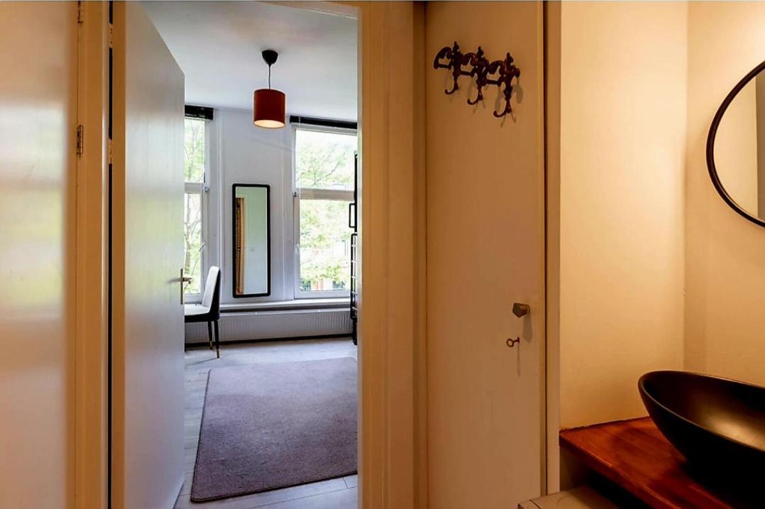 Recharge Hostel Rotterdam Ngoại thất bức ảnh