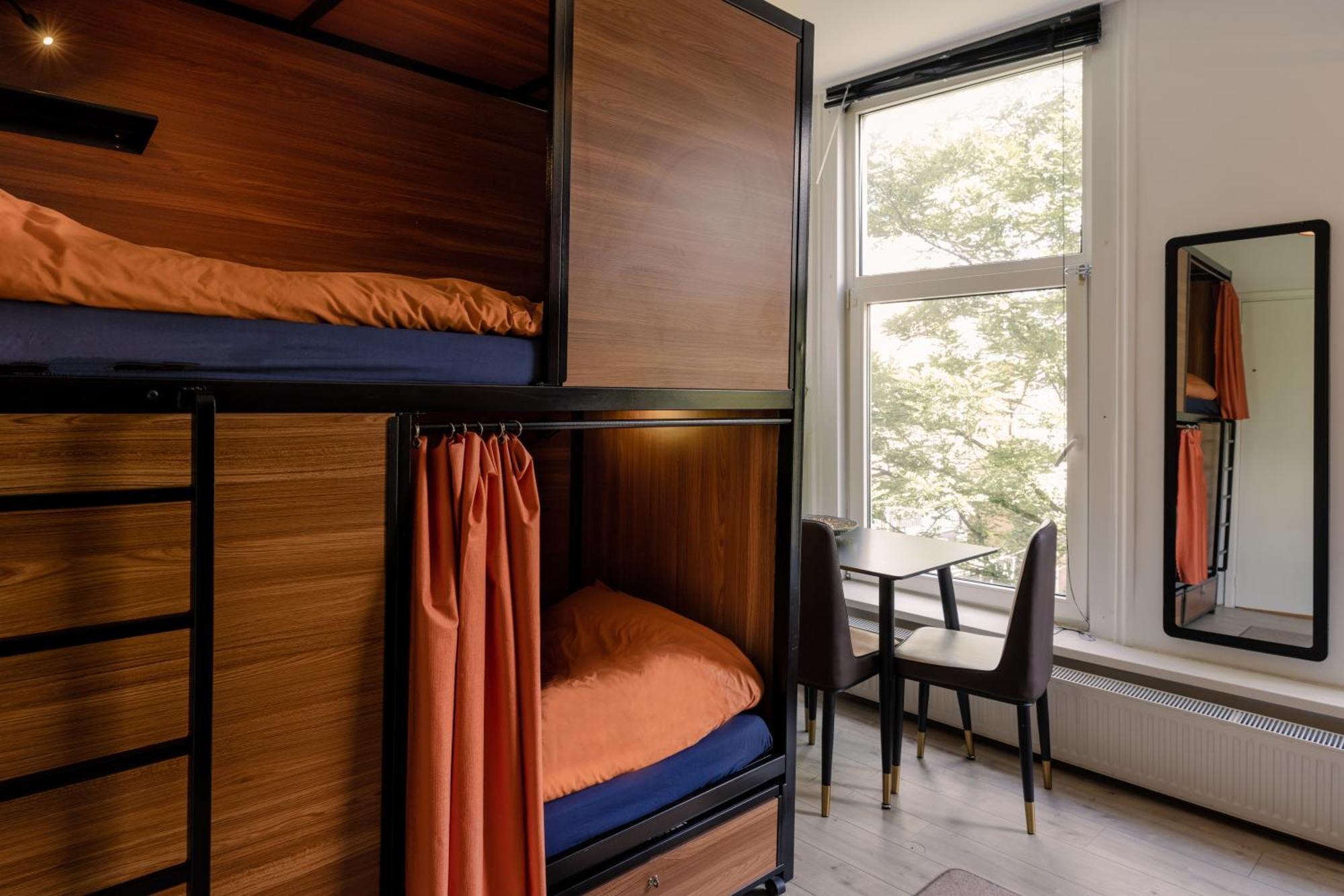 Recharge Hostel Rotterdam Phòng bức ảnh